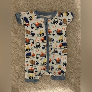 EUC Little Sleepies Construction Shorty Pajamas/Romper (12-18M)